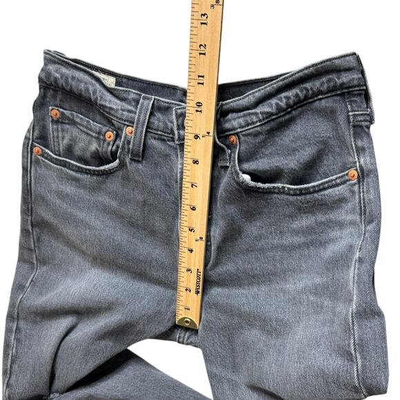 Levi’s 501 Distressed Skinny Jeans in Dark Side Of The Moon Wash Women’s Size 26 - Picture 7 of 11